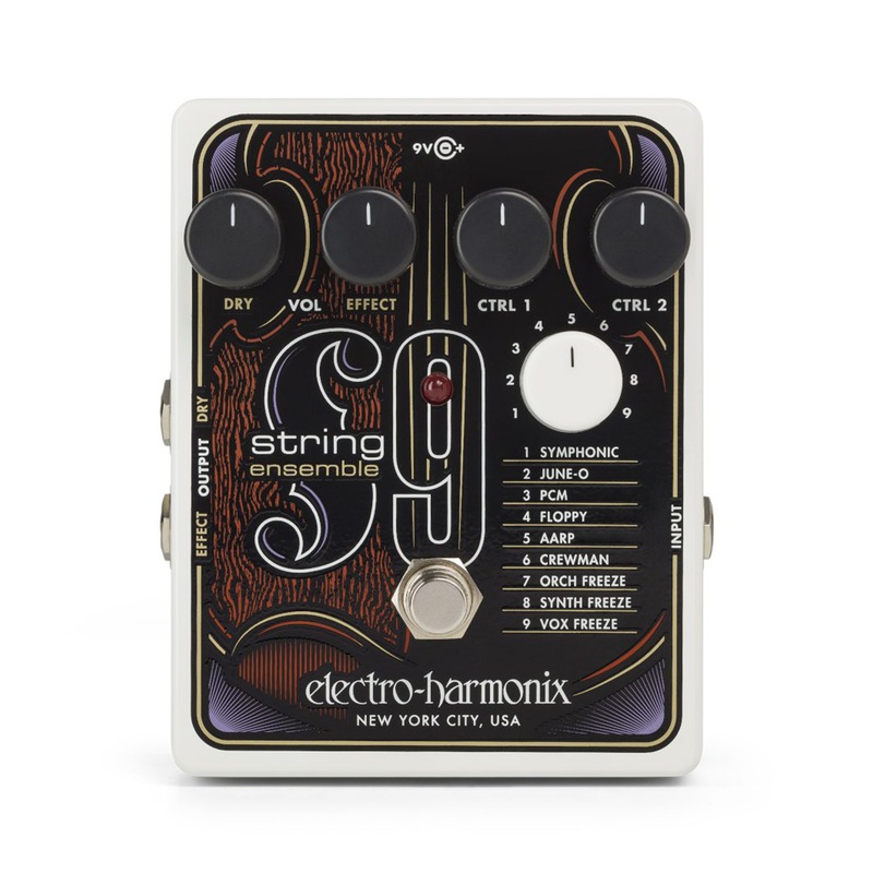 Swarovski Picture Frame - Holiday Cheers Multicolored Reindeer Round Hanging | 5596391