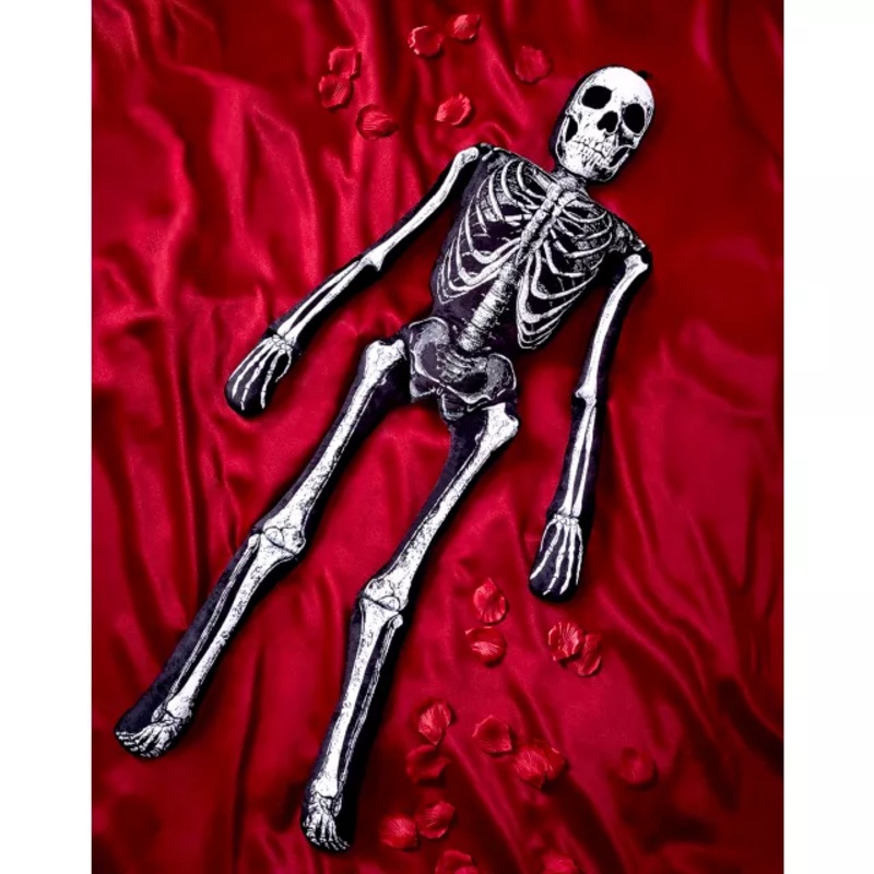 5.25 Ft Ossa Bones Comfy Curiosity BLACK AND WHITE