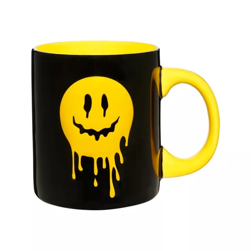 Drippy Smiley Face Coffee Mug - 20 oz. BLACK AND YELLOW 20 OUNCE