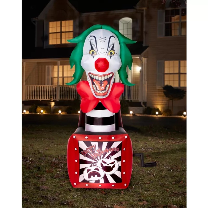 8 Ft Light-Up Fright in the Box Inflatable Decoration