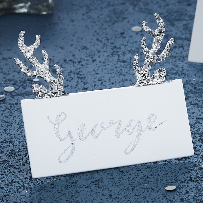 10 Frosty Christmas Reindeer Place Cards