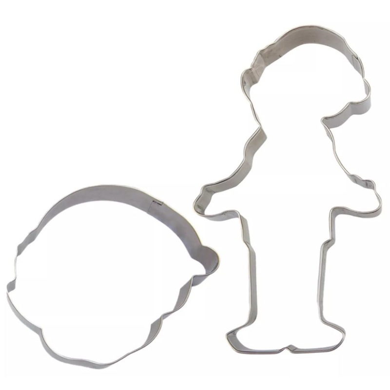 2 cookie cutters little elf
