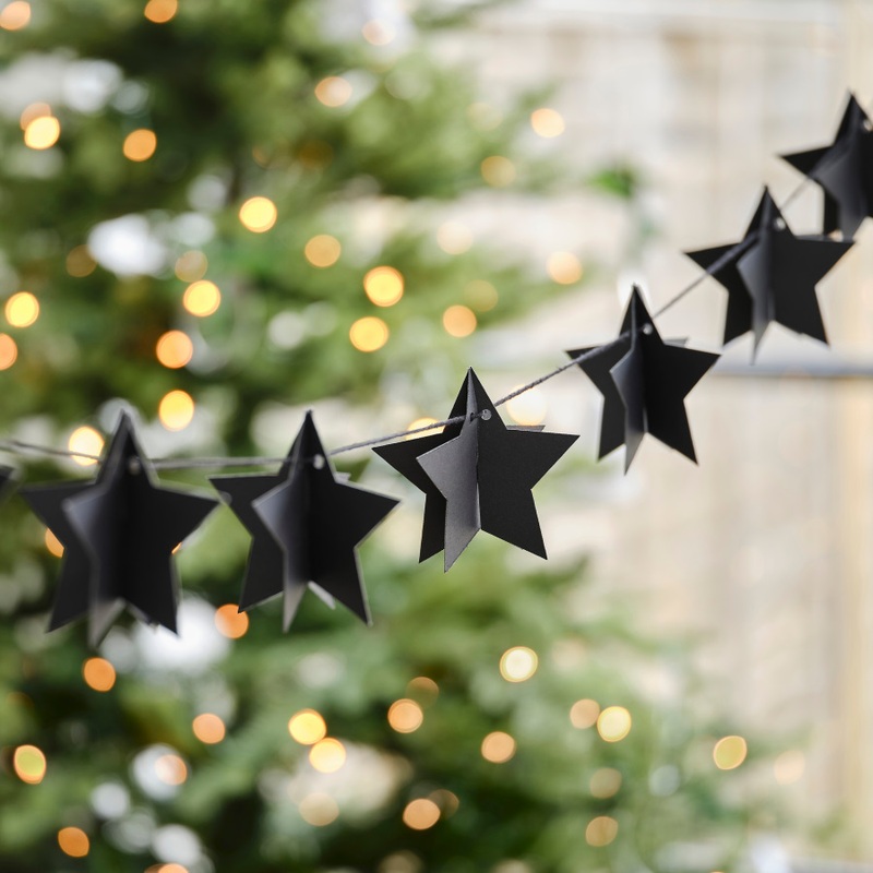 Black Eco star garland 2m