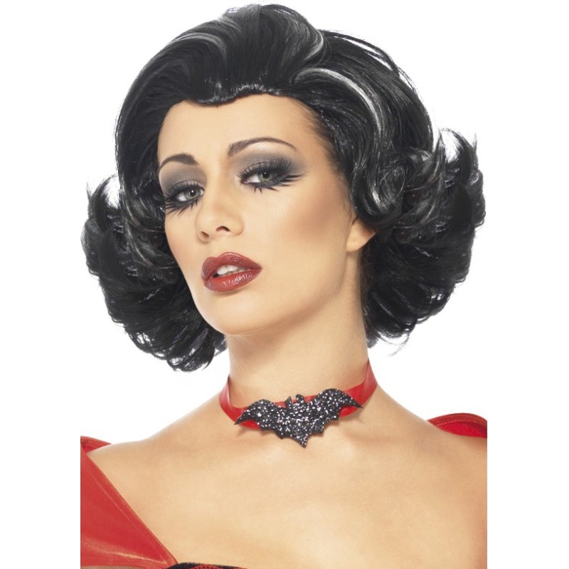 Graceful black short hair wig