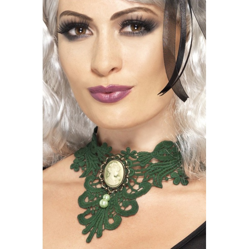 Halloween horror gothic necklace green