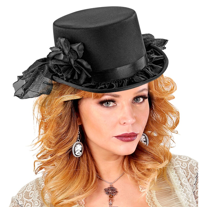 Top hat for women with tulle