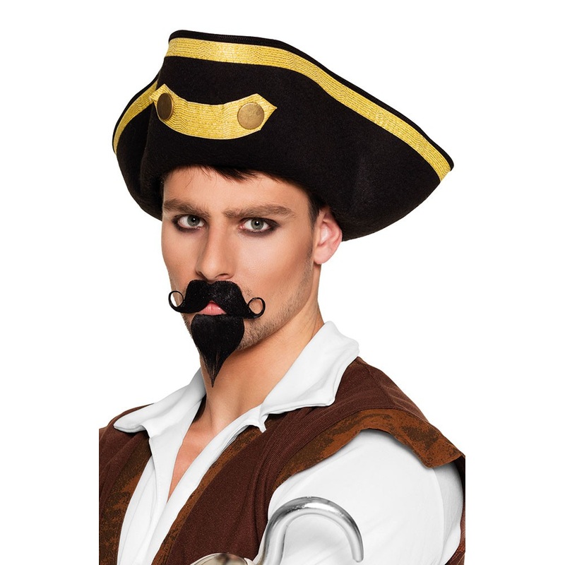 Black pirate chin and purr