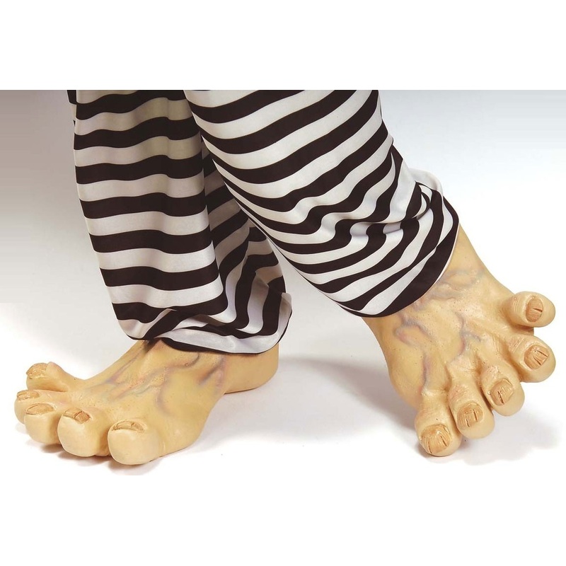 Disgusting giant feet