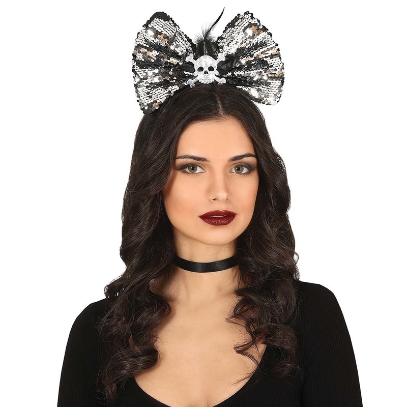 Headband with bow and skull