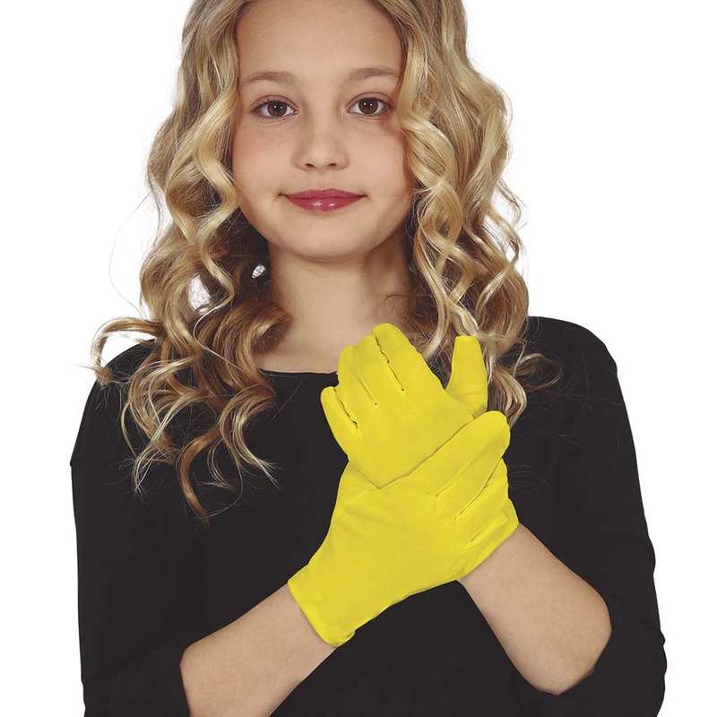 Gloves for children in yellow