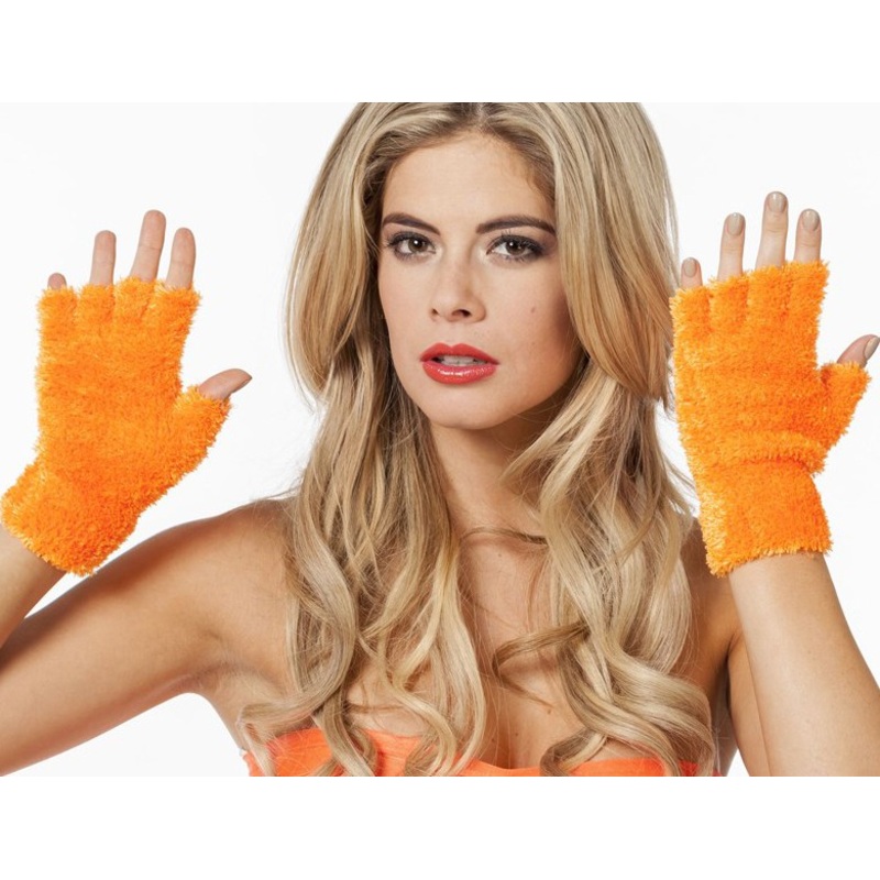 Fingerless gloves in plush orange