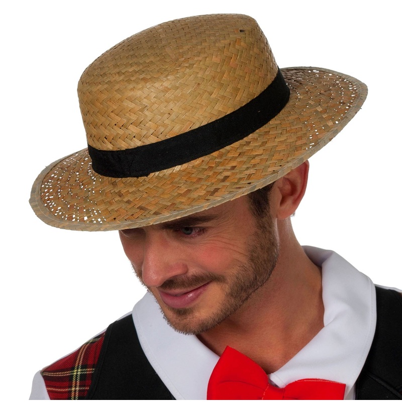 Elegant 20s straw hat