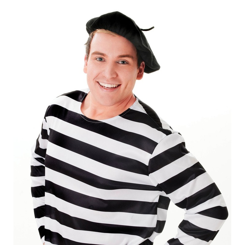 Black French beret