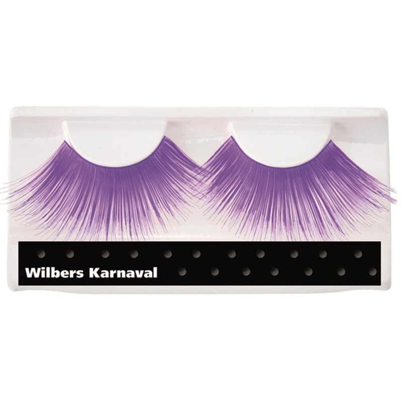 Violet colored maxi eyelashes