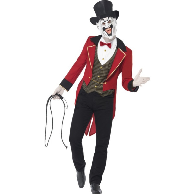 Creepy horror ringmaster M