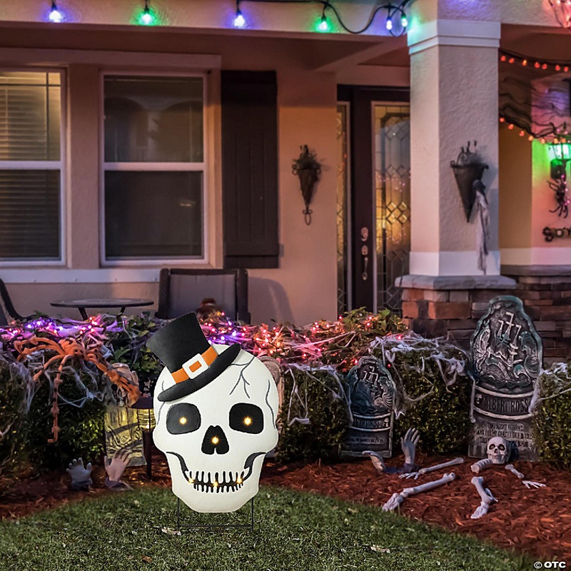 Glitzhome Set of 4 38H Lighted Halloween Metal Skull Yard Stake with Timer( KD,Two function)