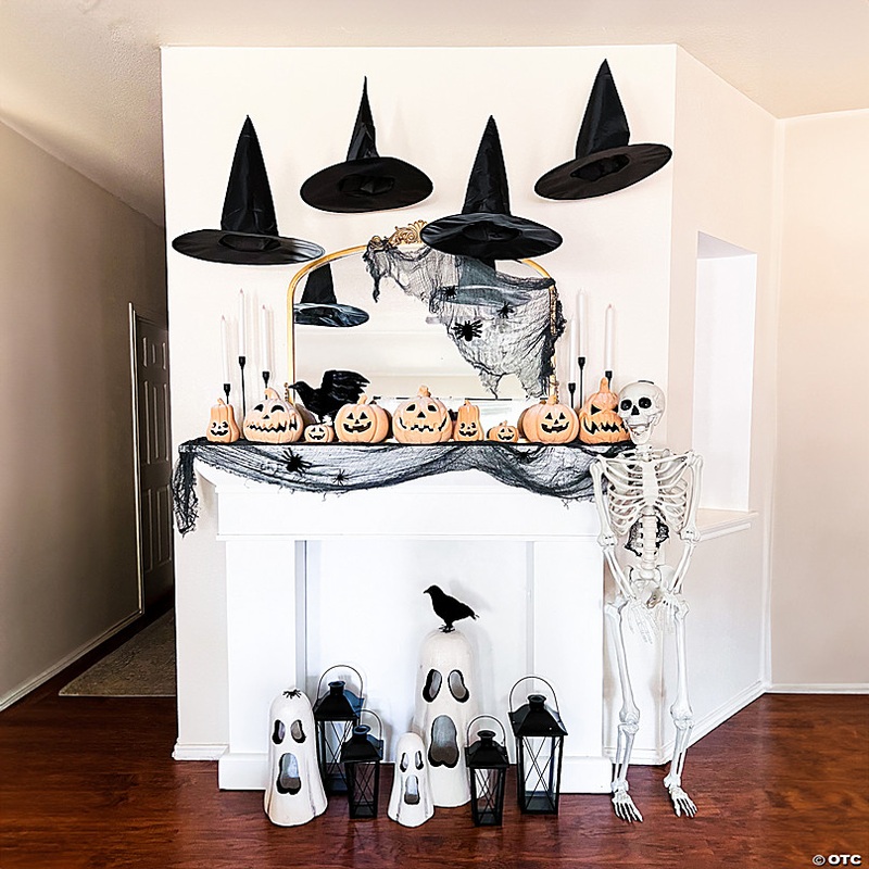 18' Black Freaky Fabric Decoration