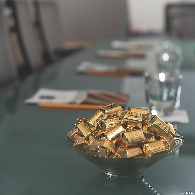 HERSHEY'S NUGGETS Milk Chocolate with Toffee and Almonds - 60oz bag