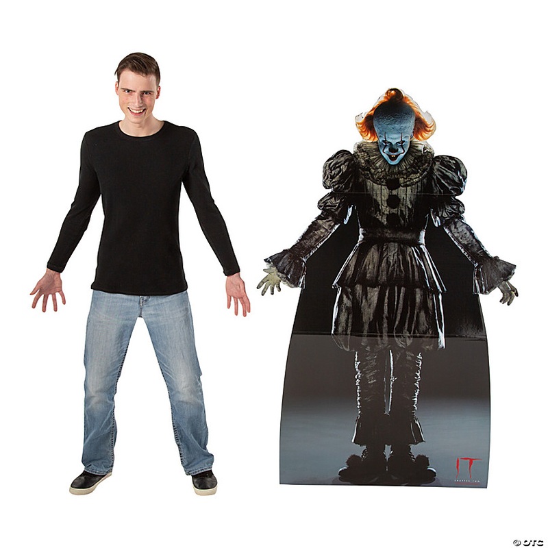 44 x 68 IT: Chapter Two Pennywise the Clown Cardboard Cutout Stand-Up