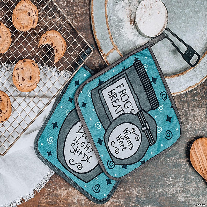 The Nightmare Before Christmas Jack and Sally Kitchen Pot Holders  Set of 2