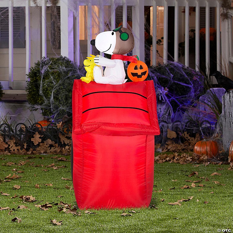 Gemmy Christmas Airblown Inflatable Snoopy as Flying Ace on Dog House Peanuts  3.5 ft Tall