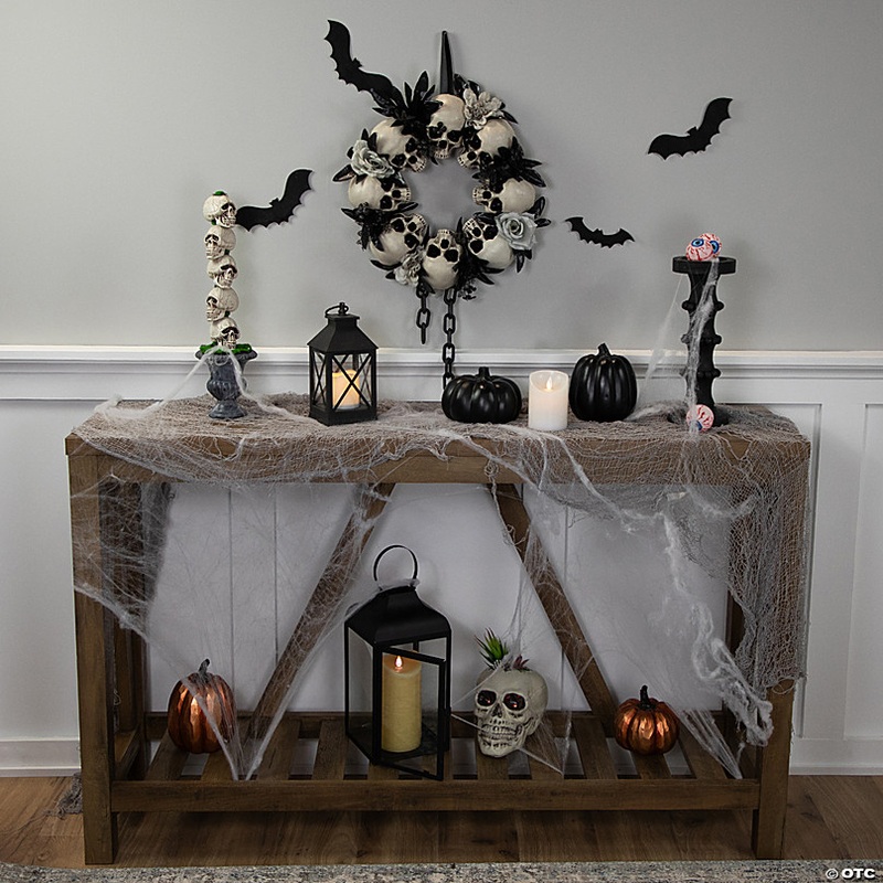 Skulls and Chains with Gray Roses Halloween Wreath  15-Inch  Unlit