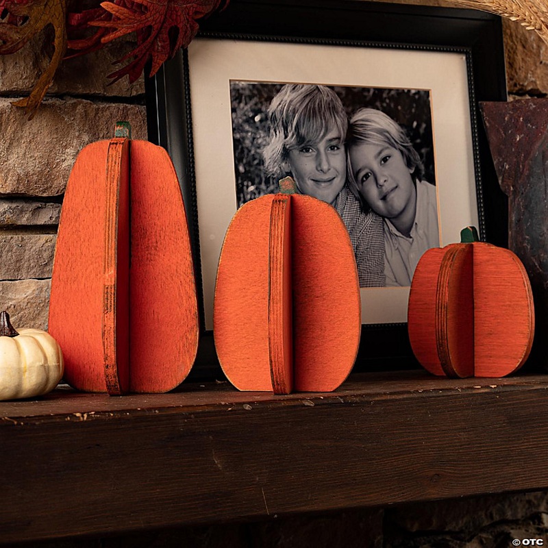 Unfinished Wood Co 7 inch Slotted Pumpkins 4pc