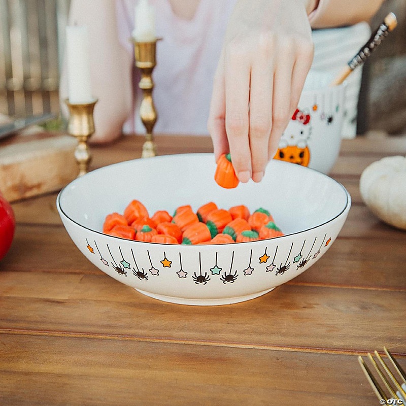 Sanrio Hello Kitty Pumpkin Boo 9-Inch Ceramic Coupe Dinner Bowl