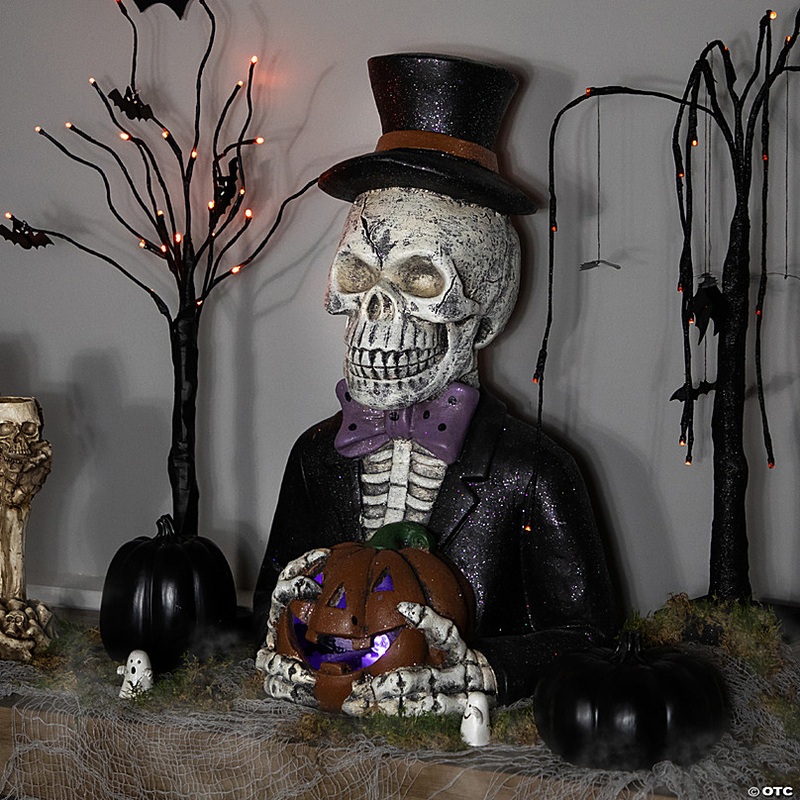 23.5 LED Lighted Skeleton with Jack-O-Lantern Halloween Decoration