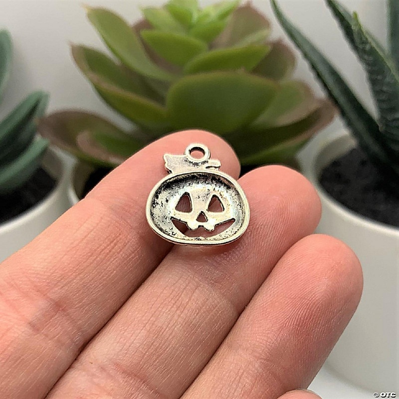 20 Pcs Halloween Jack O Lantern Charms