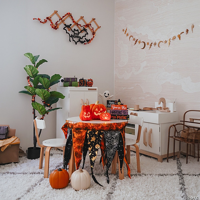 Pennant Mantel Scarf Halloween Decoration